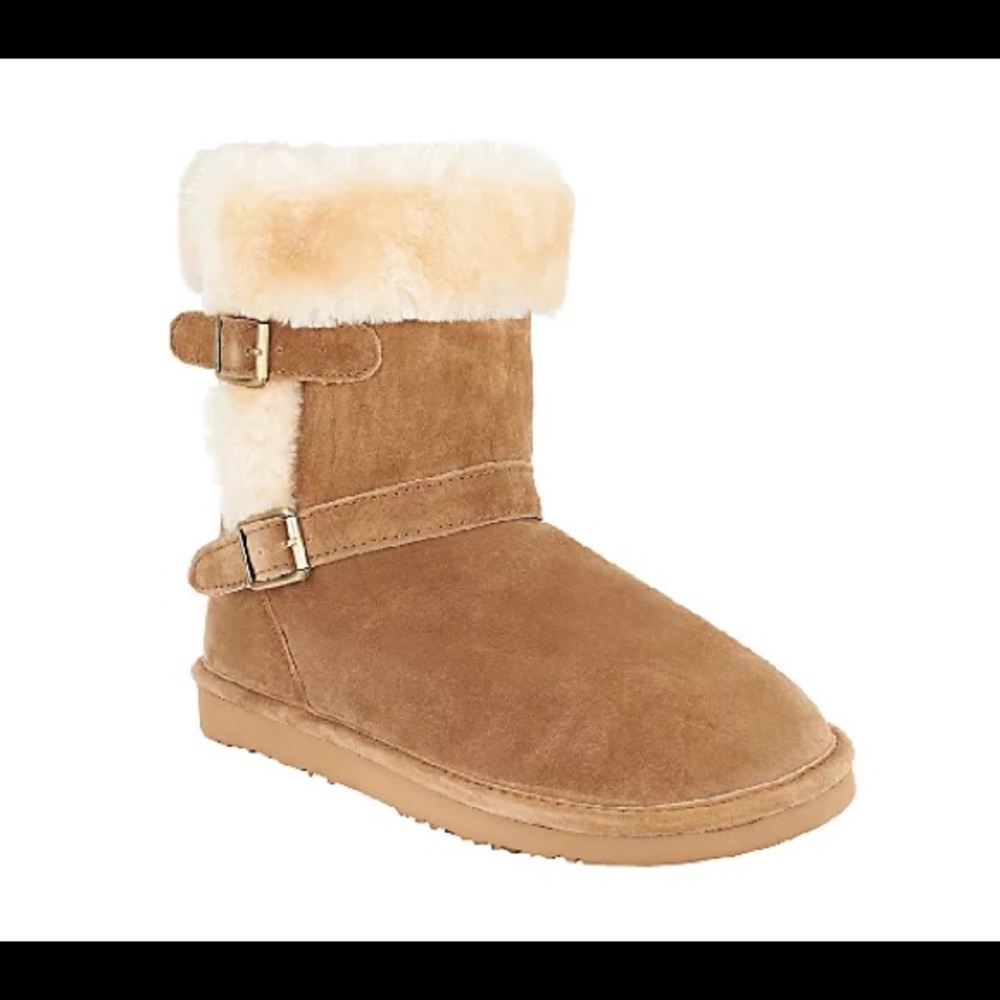 Lamo Suede Water Resistant Boots w/ Faux Fur U.S. 11